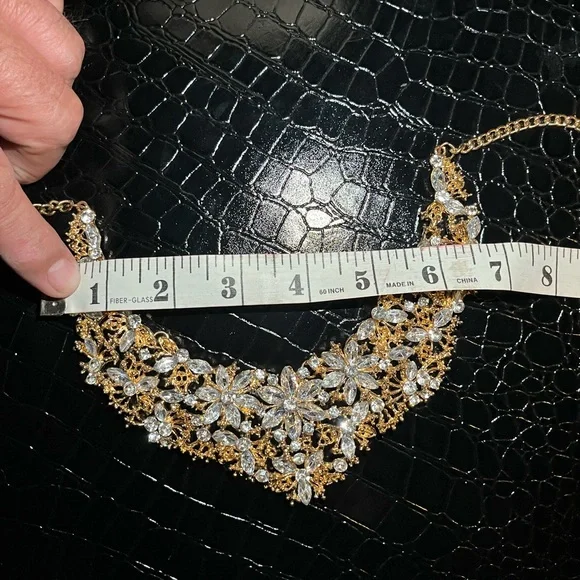 Vintage Floral Gold and Diamond Statement Necklace - Picture 6 of 9